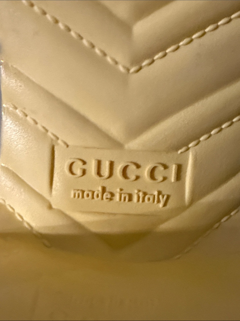 Gucci Yellow Patent Logo Slide Sandals 37 size - Picture 2 of 14